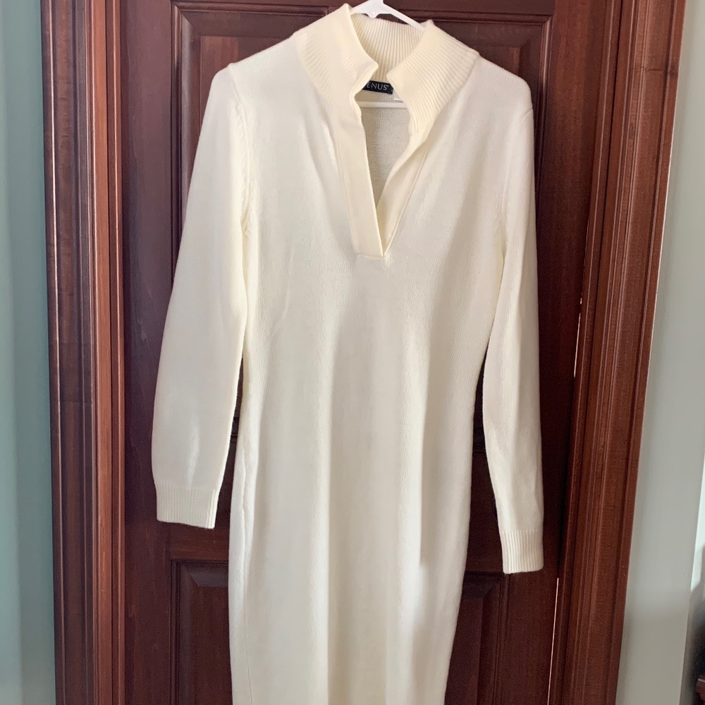 Venus sweater dress midi length